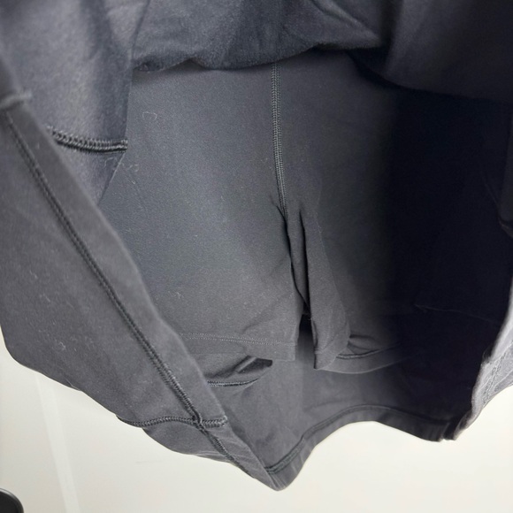 Athleta Salutation Stash Pocket 14.5” Skort Black Athletic Skirt Size Large - Picture 4 of 8